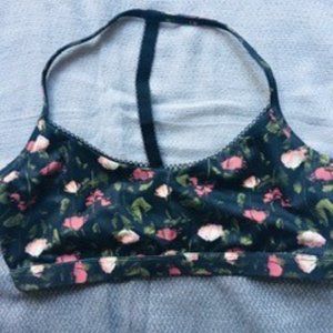 Fabletics sports bra